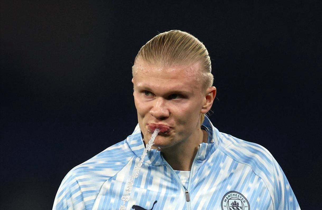 包含多特蒙德球员整体表现出色，信心十足的词条